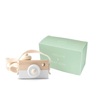 Jaclyn & Matisse - Wooden Toy Camera - White Snow