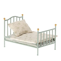 Maileg - Vintage Bed for Mouse - Mint
