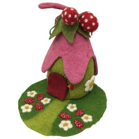 Papoose Toys - Felt Strawberry House and Mat