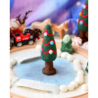 Tara Treasures - Felt Christmas Tree with Colourful Dots