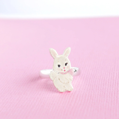 Lauren Hinkley - Floral Dreams Bunny Ring
