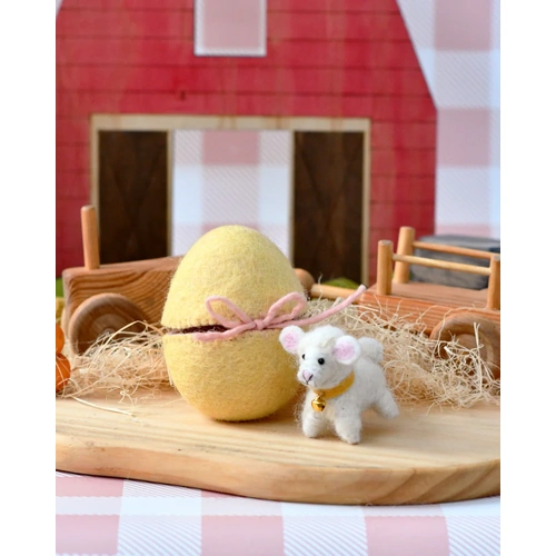 Tara Treasures - Felt Surprise Egg with Lamb Inside